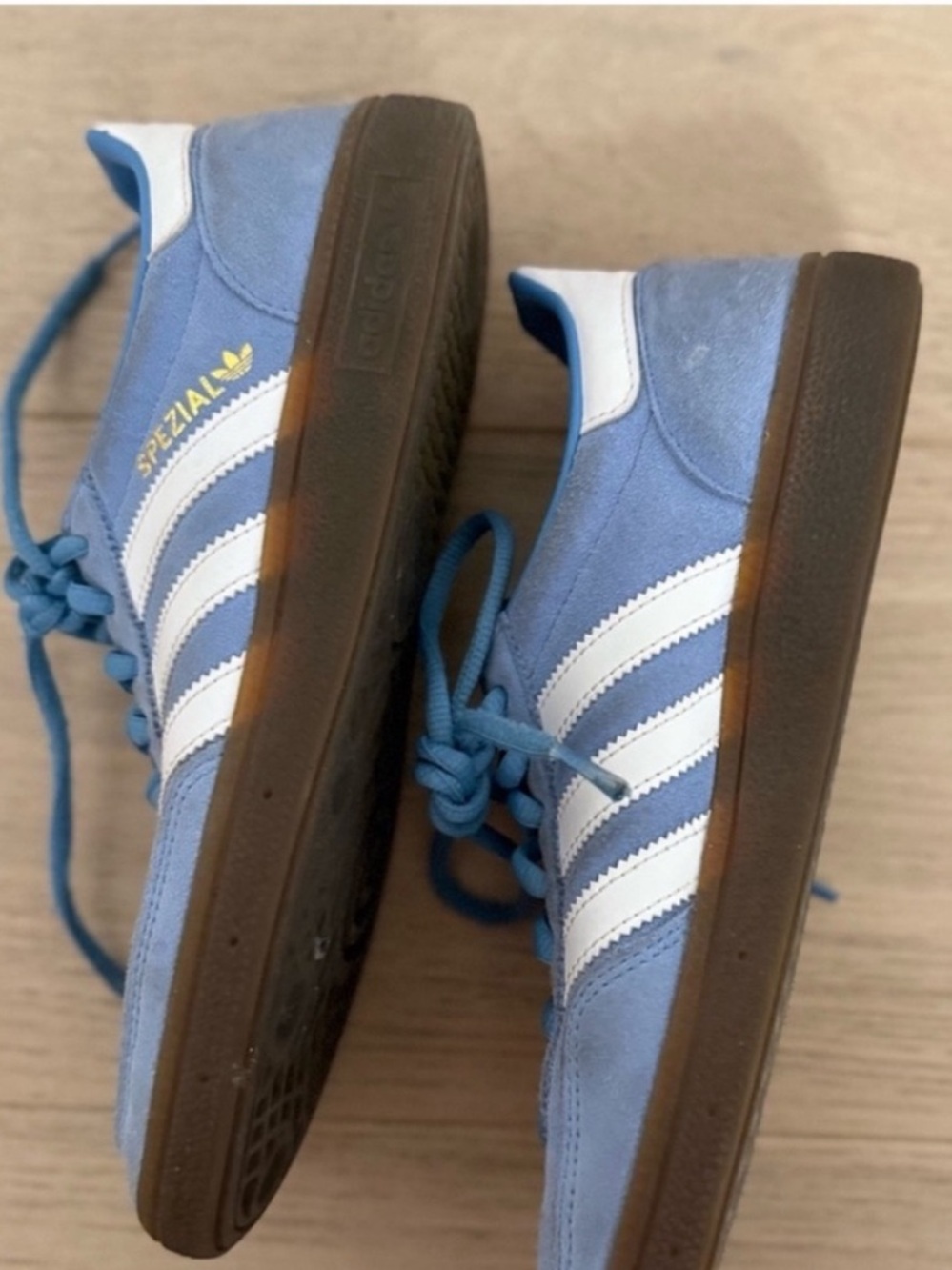 Adidas - Picture 7 of 11